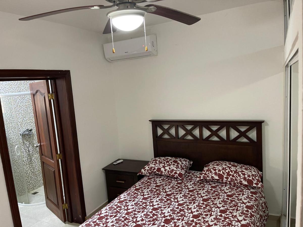 Acomodação com café da manhã  Yonah Comfort Punta Cana, Shared Punta Cana